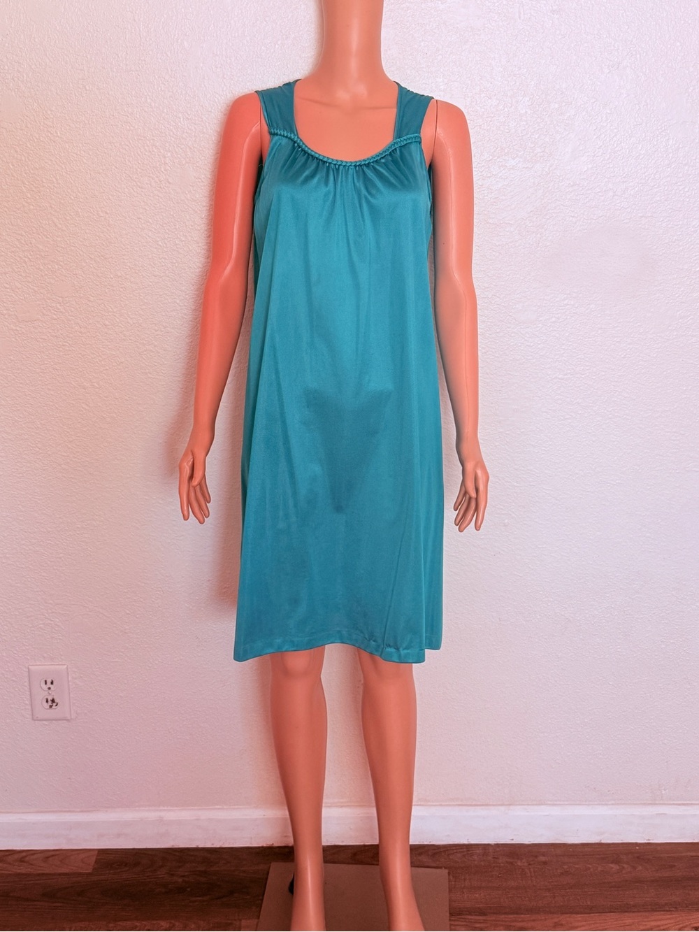 Vintage Vanity Fair Nylon Teal Sleep Chemise Nightgown Sz S